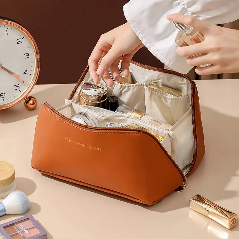PU Fashion and Convenient Makeup Bag,